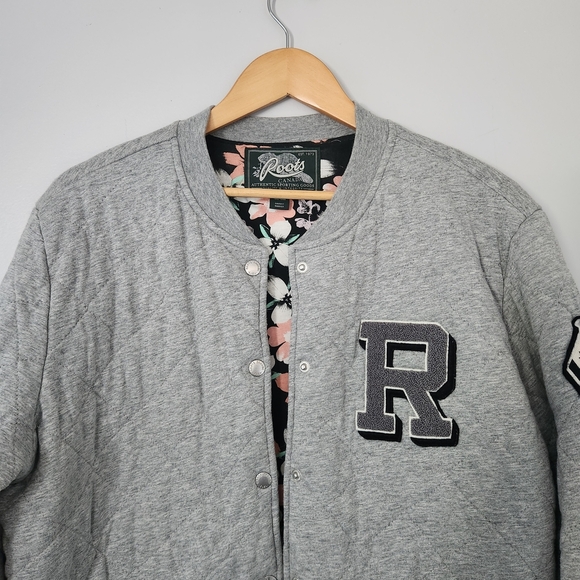 Roots Gray Quilted Jacket with Patches XL fits like a Medium - Picture 3 of 13